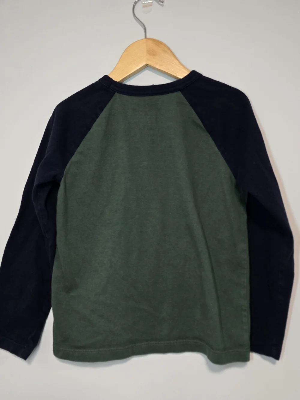 GAP Boys Green & Navy Long Sleeve Raglan Tee 5yrs